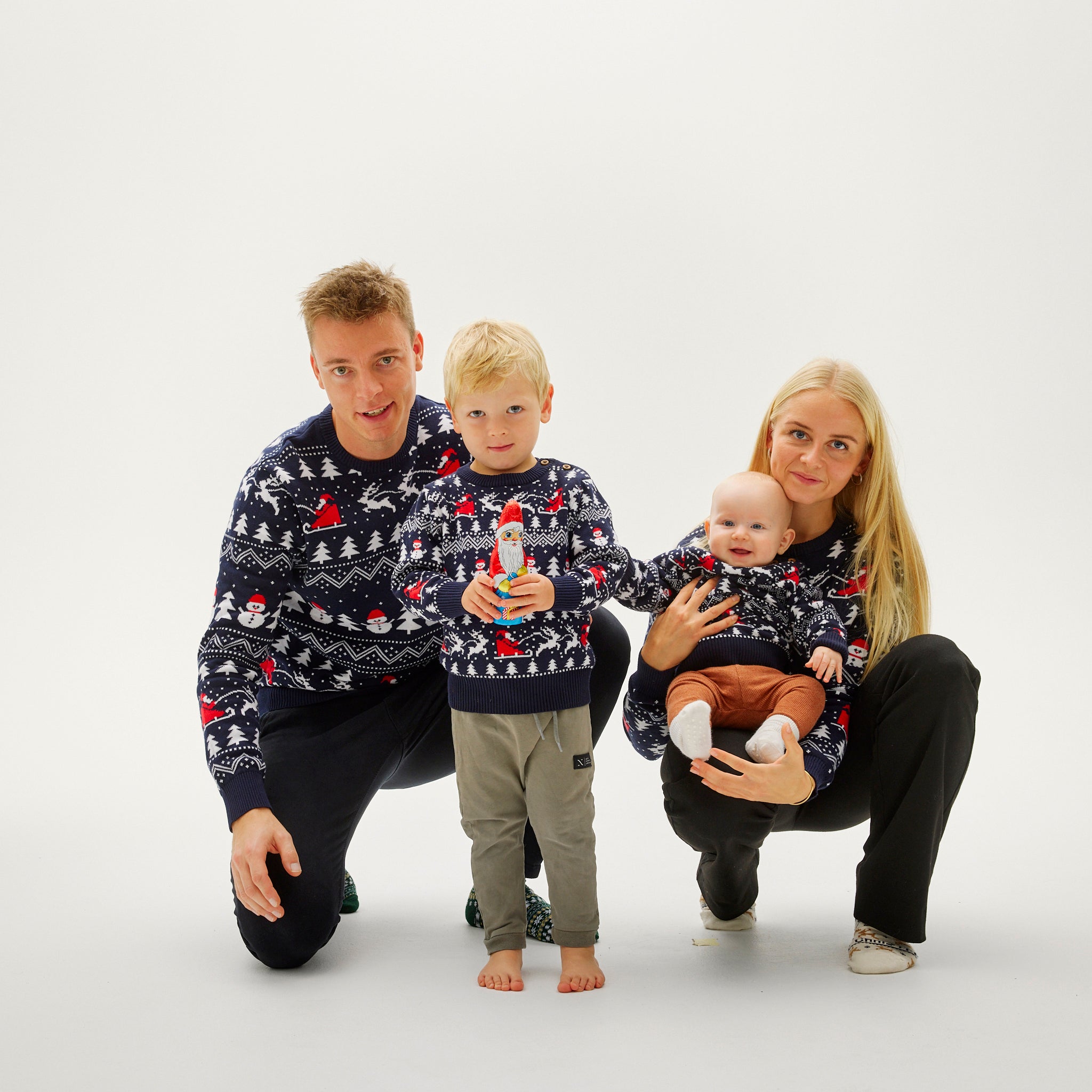 Den Stiliga Jultröja Mörkblå - Herr.