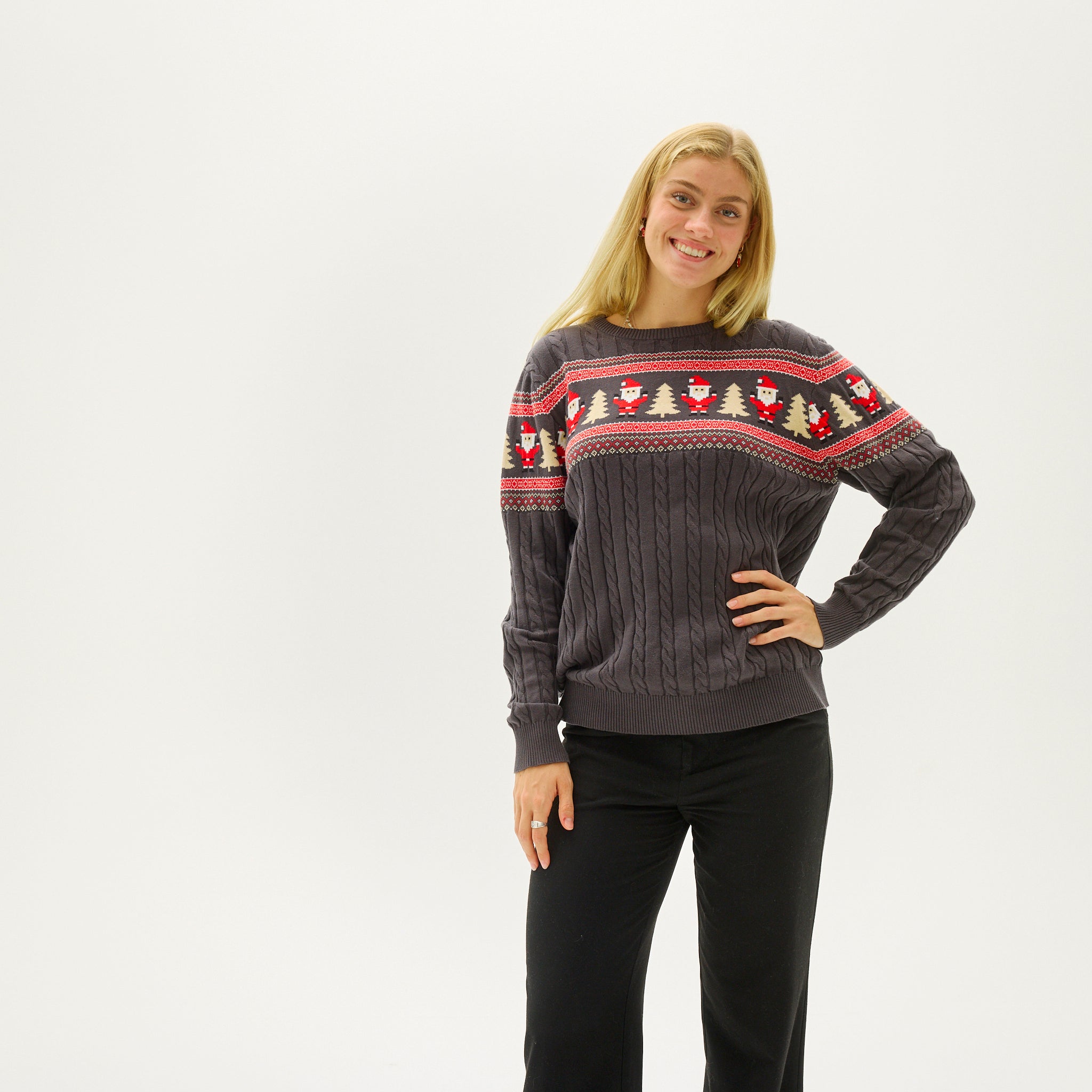 Santa's Cable Knit Sweater - Dam.