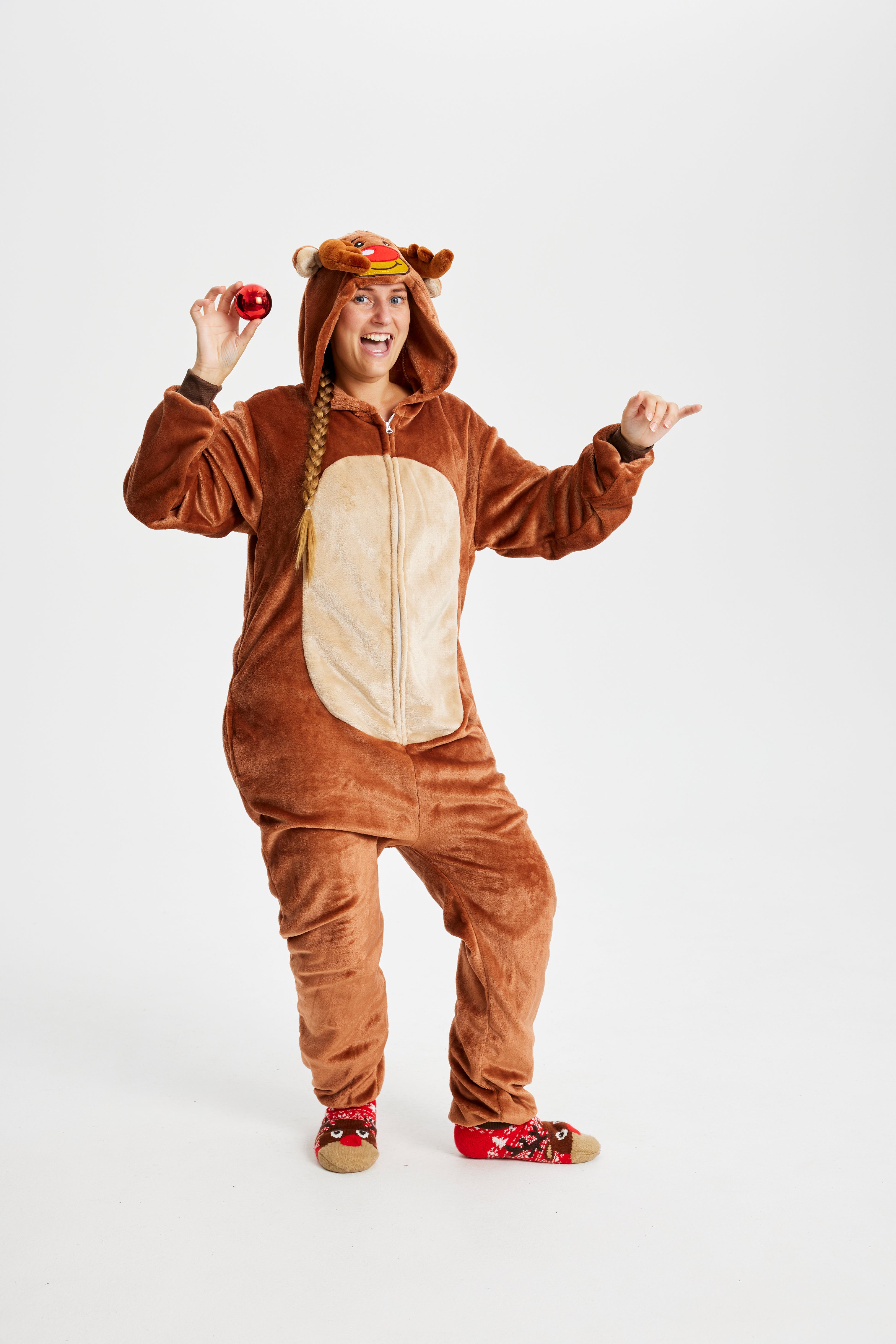 En kvinna klädd som ren.